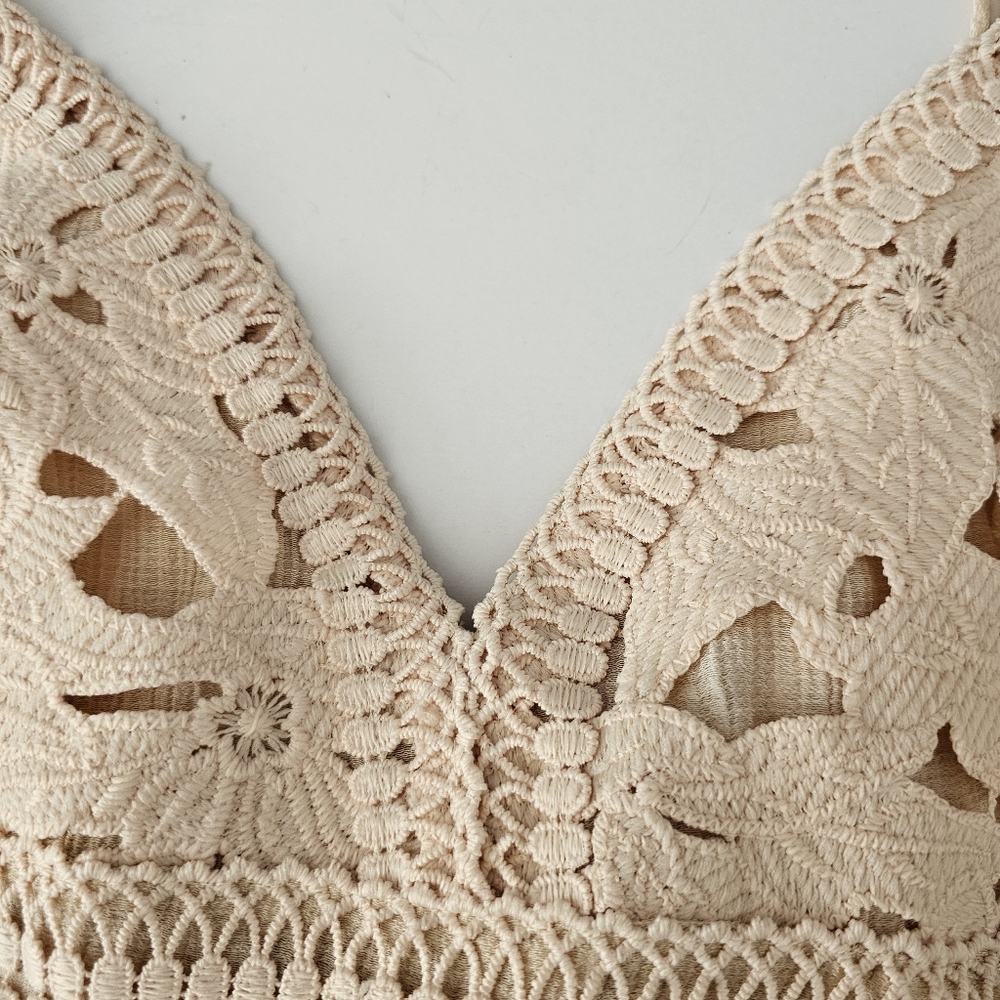 Love Tree Large Beige Crochet Lace Tiered Mini Dress Boho Sun Dress Open Back - Picture 6 of 9